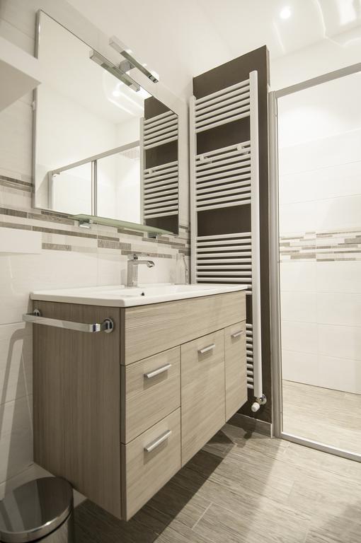 Campione Del Garda Surf House Hostel Pieve  Exterior photo